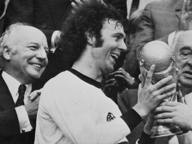 Muere Franz Beckenbauer, leyenda del futbol alemán