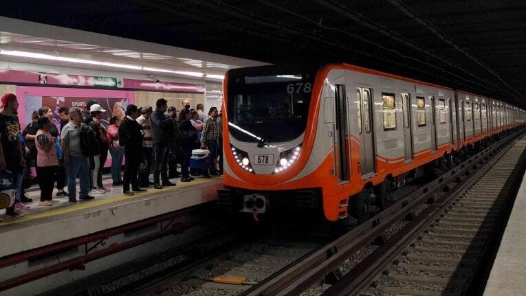 Metro multa con mil 500 mdp a empresa china por retrasos en entrega de L1