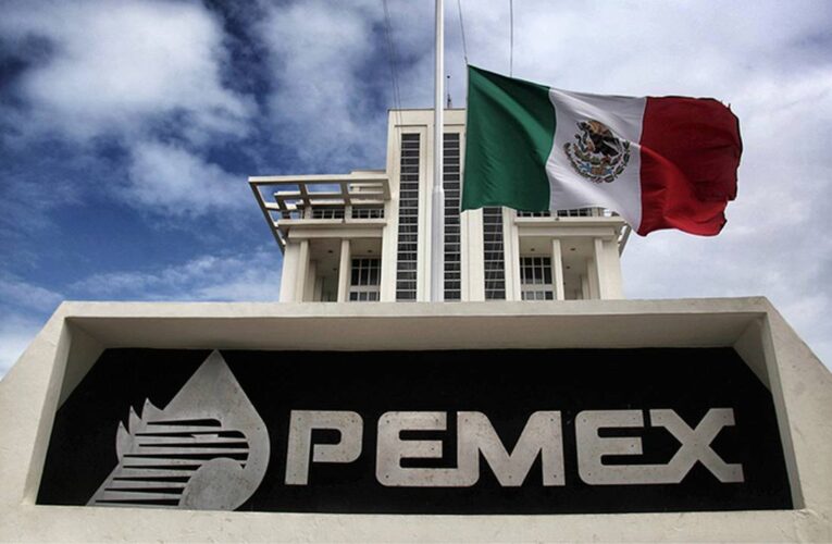 Director de Pemex prevé dejar déficit de 62 mil barriles al terminar el sexenio