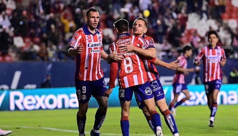 El San Luis del brasileño Da Silva vence a Pumas y pasa al liderato del Clausura