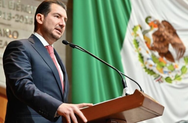 Emociona a priistas discurso de Elías Rescala en Cámara de Diputadas y Diputados de Toluca, Estado de México