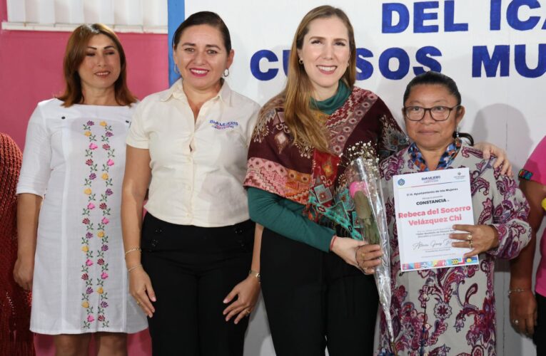 Gobierno de Isla Mujeres impulsa el empoderamiento de las mujeres a través de cursos de capacitación