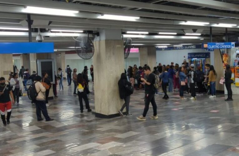 Hombre se arroja al paso del tren en la estación Pino Suárez en la L2 del Metro