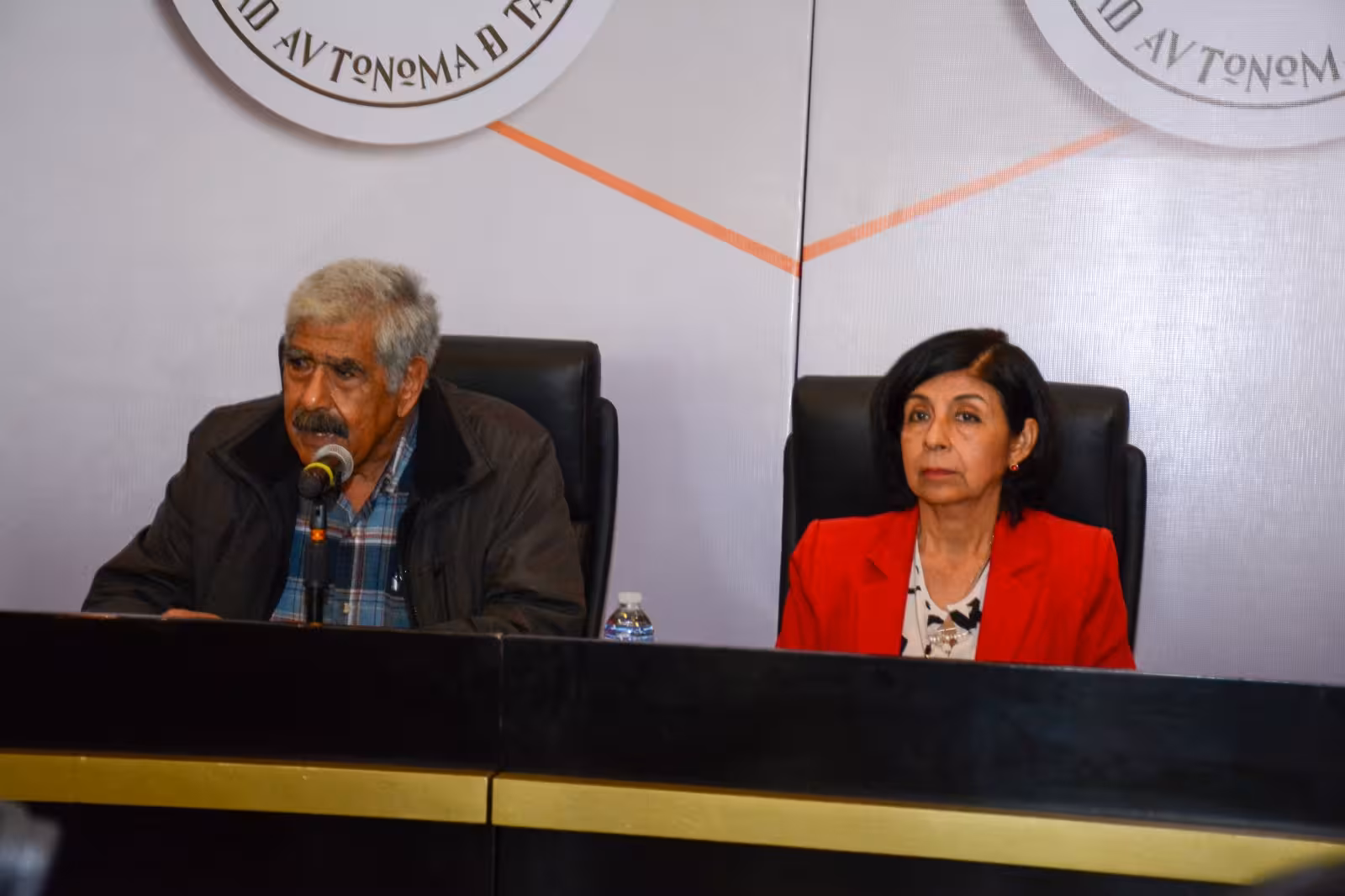 Denuncia la UAT al ex gobernador y ex rector por daños al patrimonio de la institución