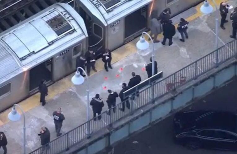 Confirman que el muerto en tiroteo en el metro de Nueva York, era mexicano