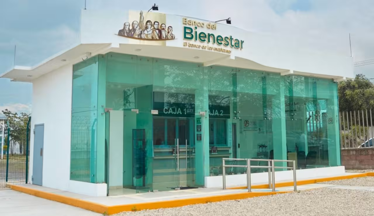 Presume AMLO que el del Bienestar es el banco con más sucursales en México