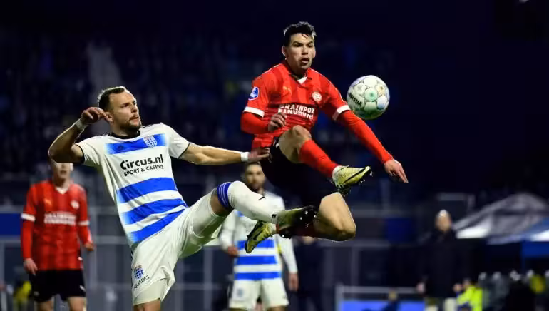 ‘Chucky’ Lozano da pase para gol en goleada del PSV Eindhoven