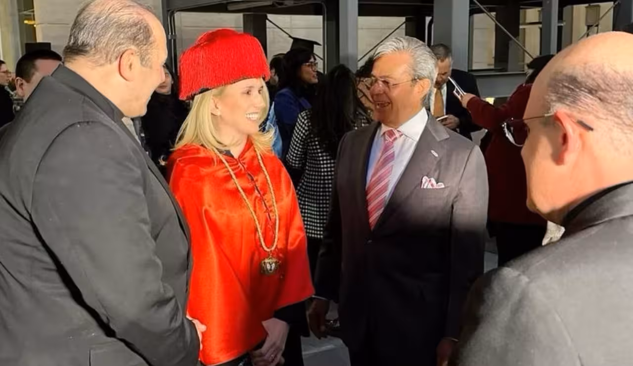 La Alcaldesa de Huixquilucan y el empresario Carlos Quintero Peralta celebran encuentro