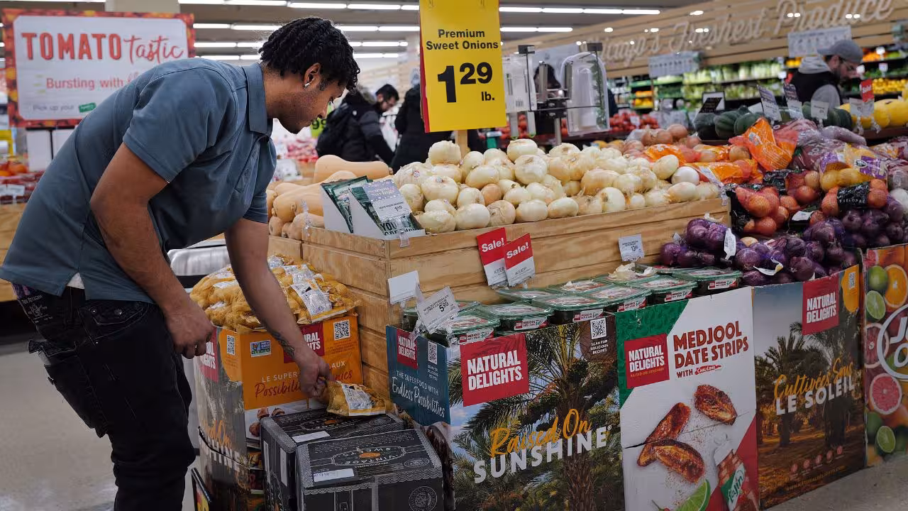 La inflación continuó cayendo en enero en EUA