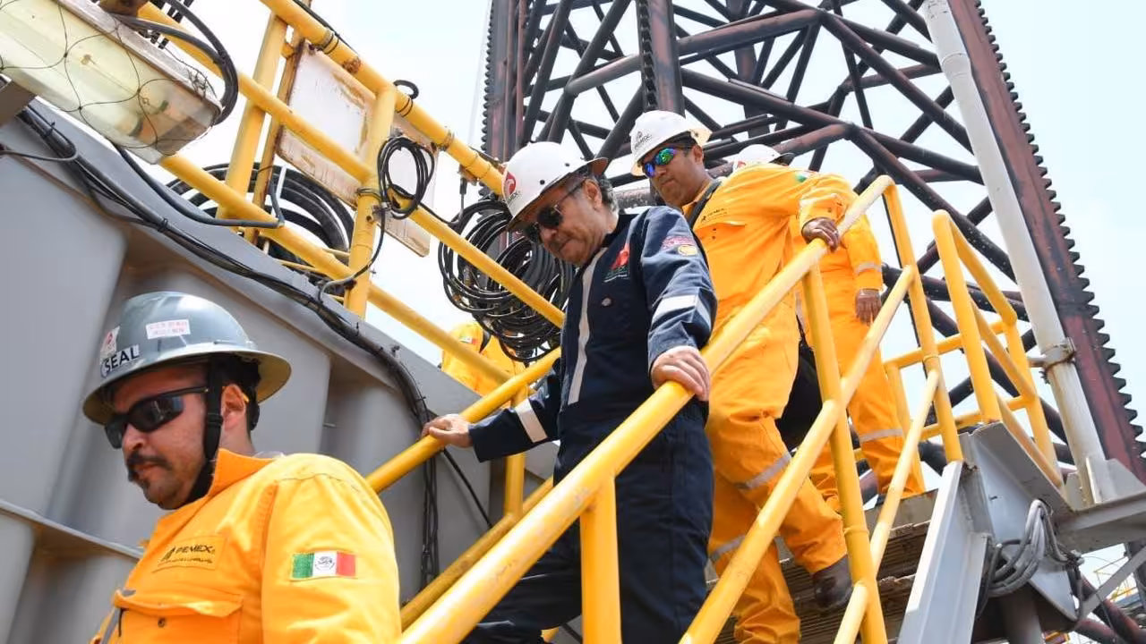 Pemex incrementa producción de crudos ligeros durante primer trimestre de 2024