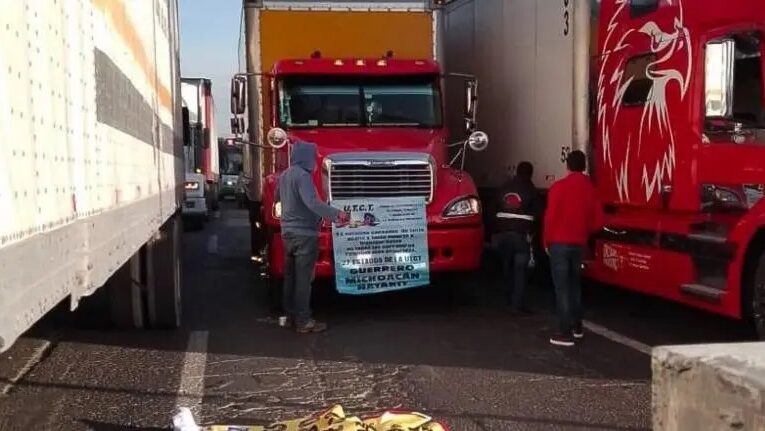 Transportistas convocan a paro nacional el próximo lunes