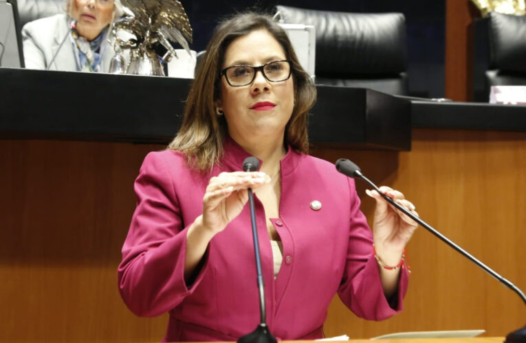 La senadora Gina Andrea Cruz Blackdledge afirma que López Obrador no muestra respeto por nuestra Constitución