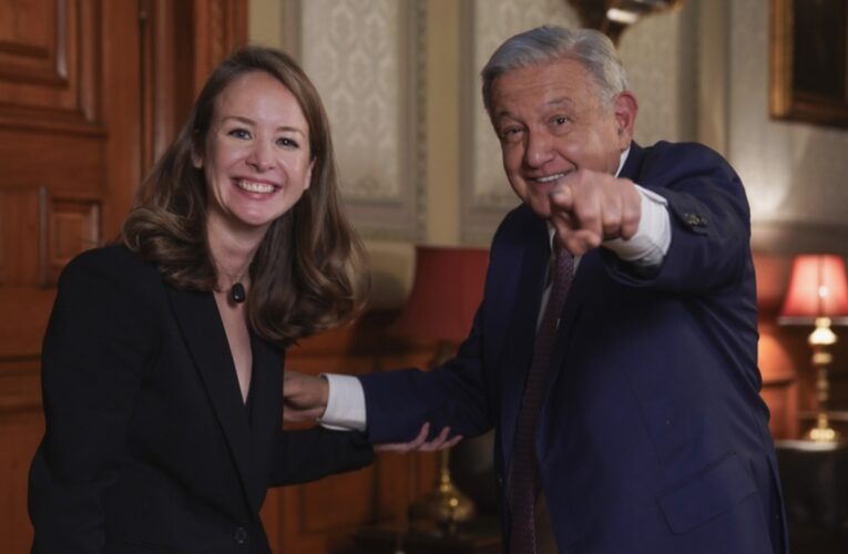 Presidencia obedece al INE y baja entrevista de AMLO con Inna Afinogenova