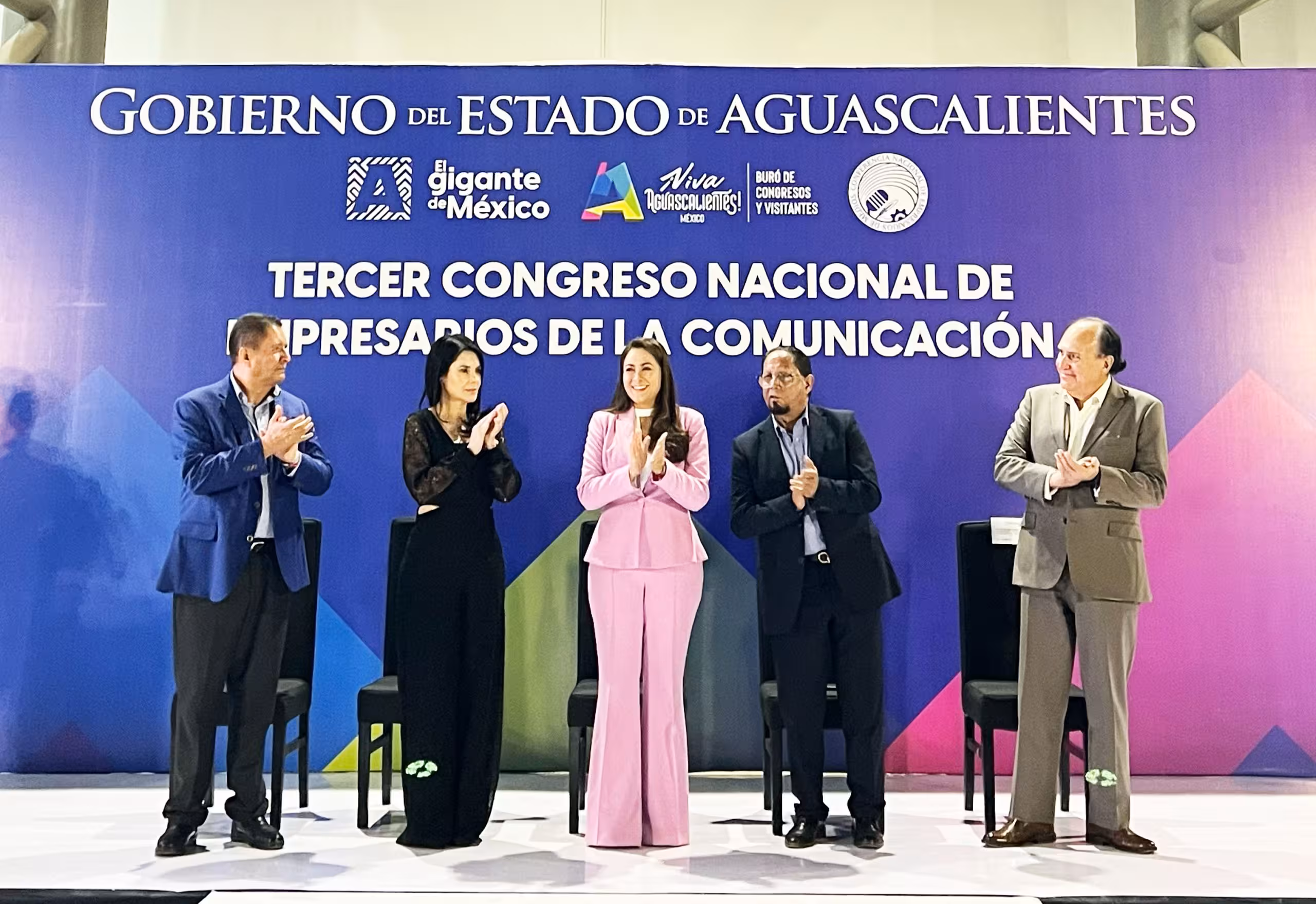 Gobernadora Tere Jiménez inaugura el Tercer Congreso de la Coneme: “Los medios de comunicación son el arma más poderosa contra la tiranía”