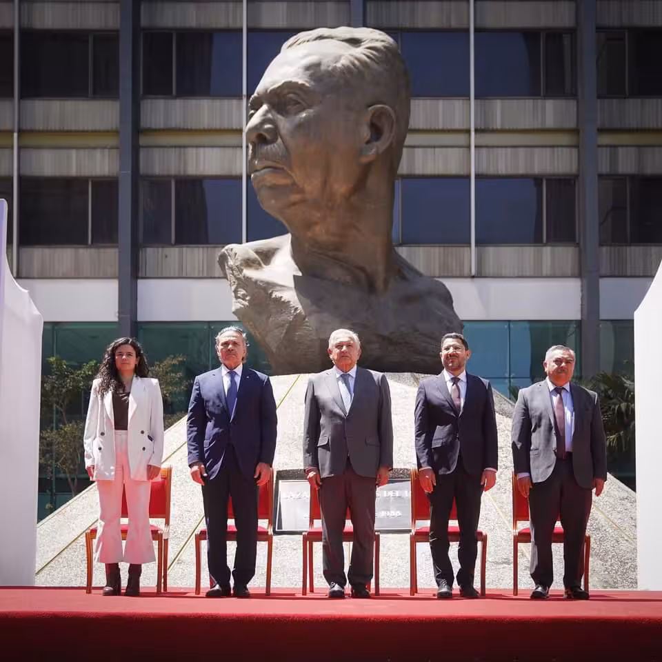 Alcanzó PEMEX pico de refinación en enero