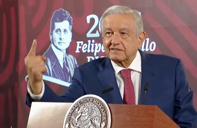 AMLO arranca con Miguel Hidalgo clases de historia