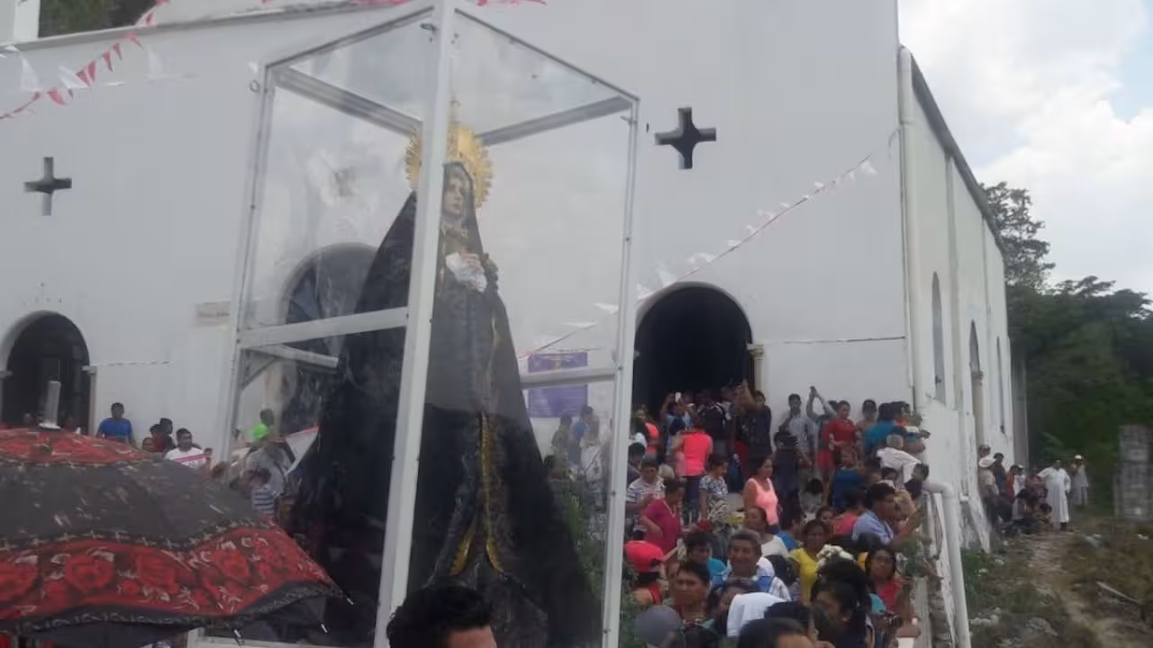 ASEGURAN QUE EN UN CERRO DE CHAMPOTÓN, CAMPECHE, SE APARECE LA VIRGEN DE LA DOLOROSA DURANTE LA SEMANA SANTA