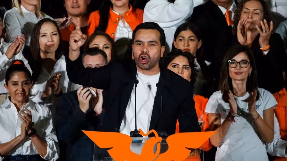 ÁLVAREZ MÁYNEZ ASEGURA QUE SU CAMPAÑA VA A CAMBIAR AL PAÍS, PORQUE NO ESTÁ FINANCIADA POR PODERES FÁCTICOS