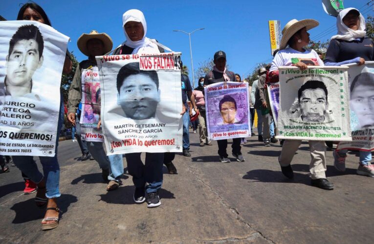 AMLO confía en resolver caso Ayotzinapa con la nueva Ley de Amnistía