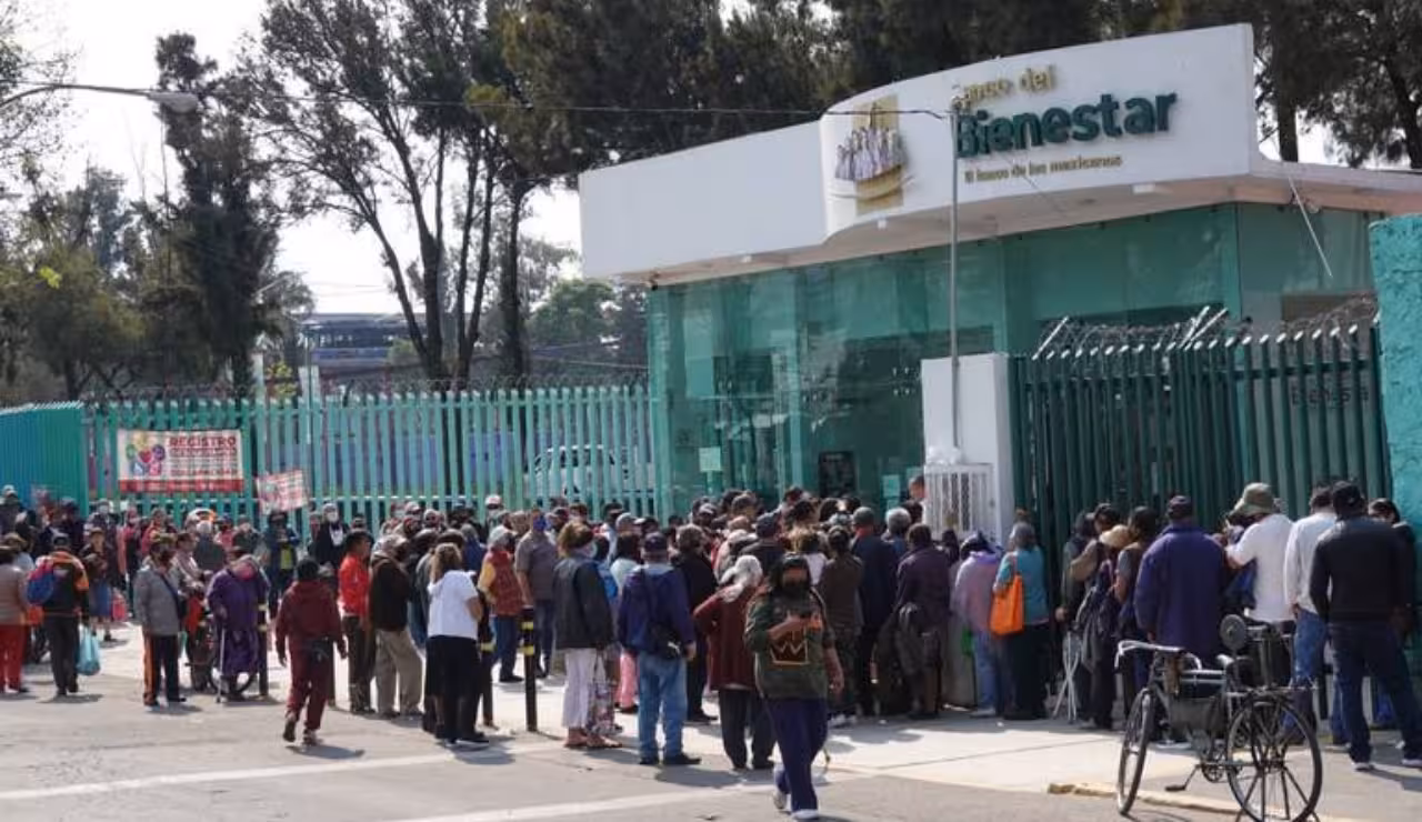 Pone fecha AMLO para primer pago del Fondo de Pensiones del Bienestar