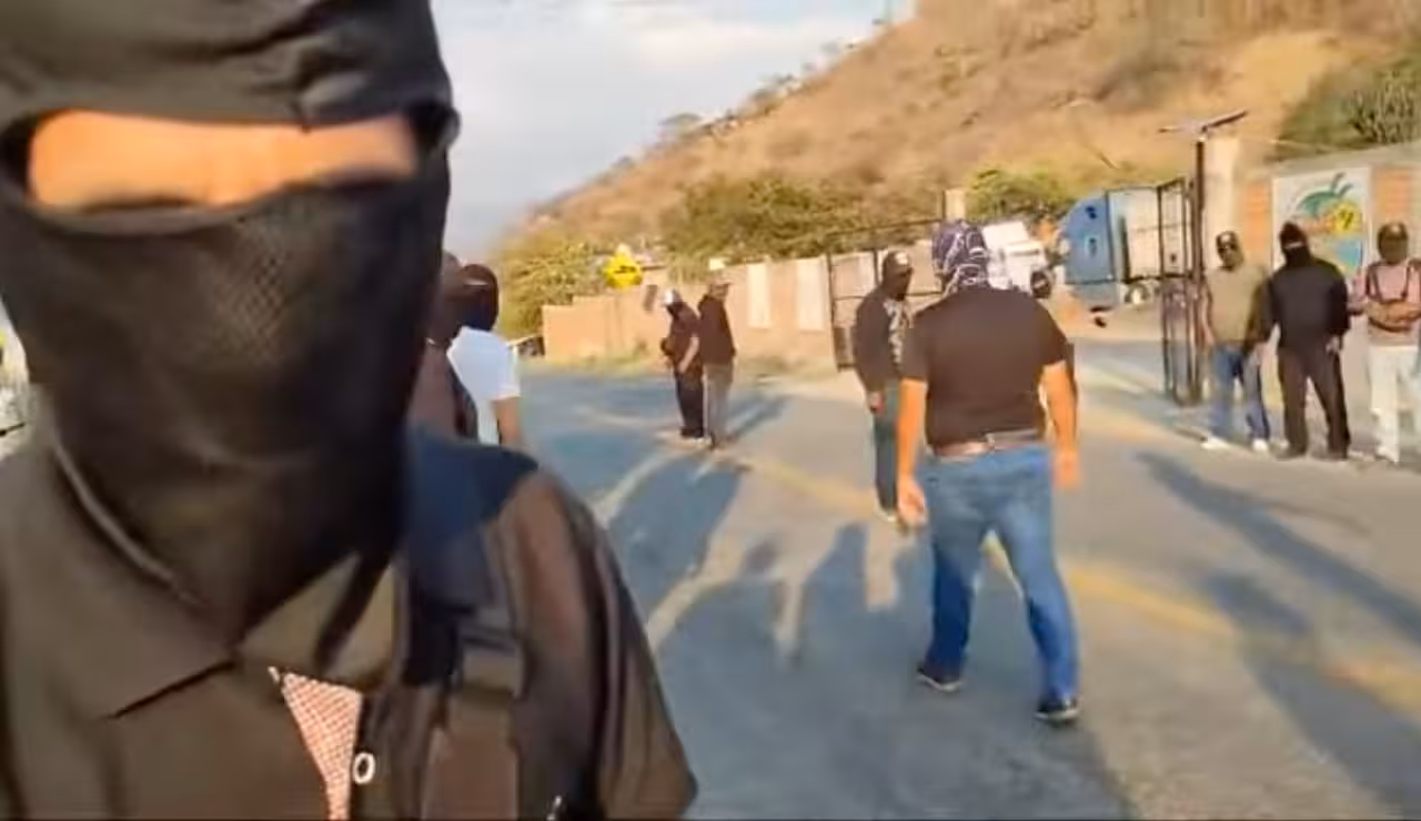 Encapuchados responden a AMLO y Sheinbaum: No es montaje