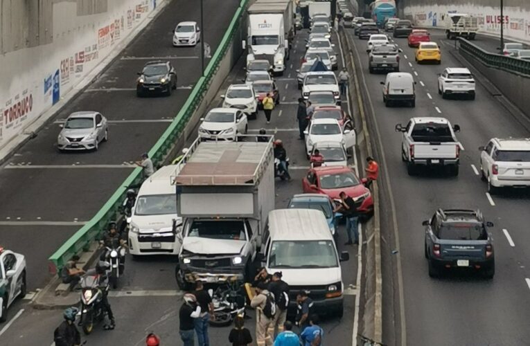 Motociclista muere durante choque múltiple en Constituyentes