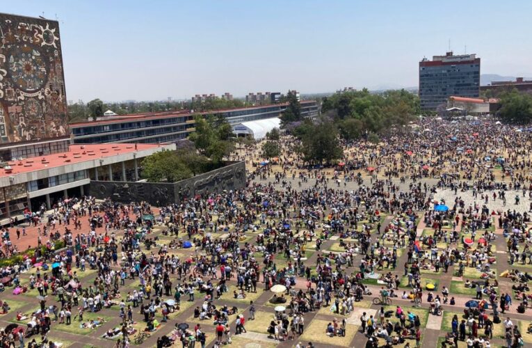 Así se vivió el eclipse solar desde Ciudad Universitaria