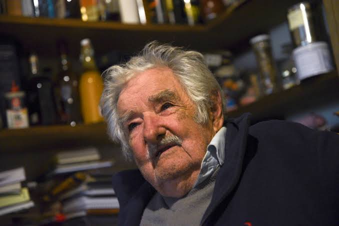 Pepe Mujica tiene cáncer de esófago.