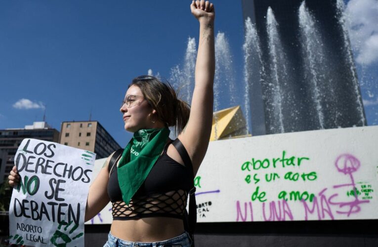 Tribunal ordena despenalizar el aborto voluntario en Jalisco