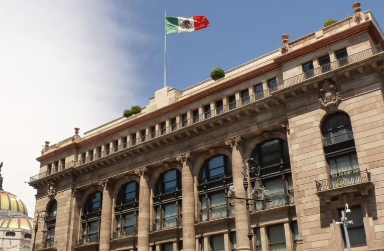 Banxico mantiene tasa de interés en 11% ante presiones inflacionarias