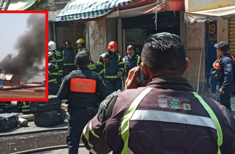 Incendio en plaza del Centro Histórico desata movilización de emergencia