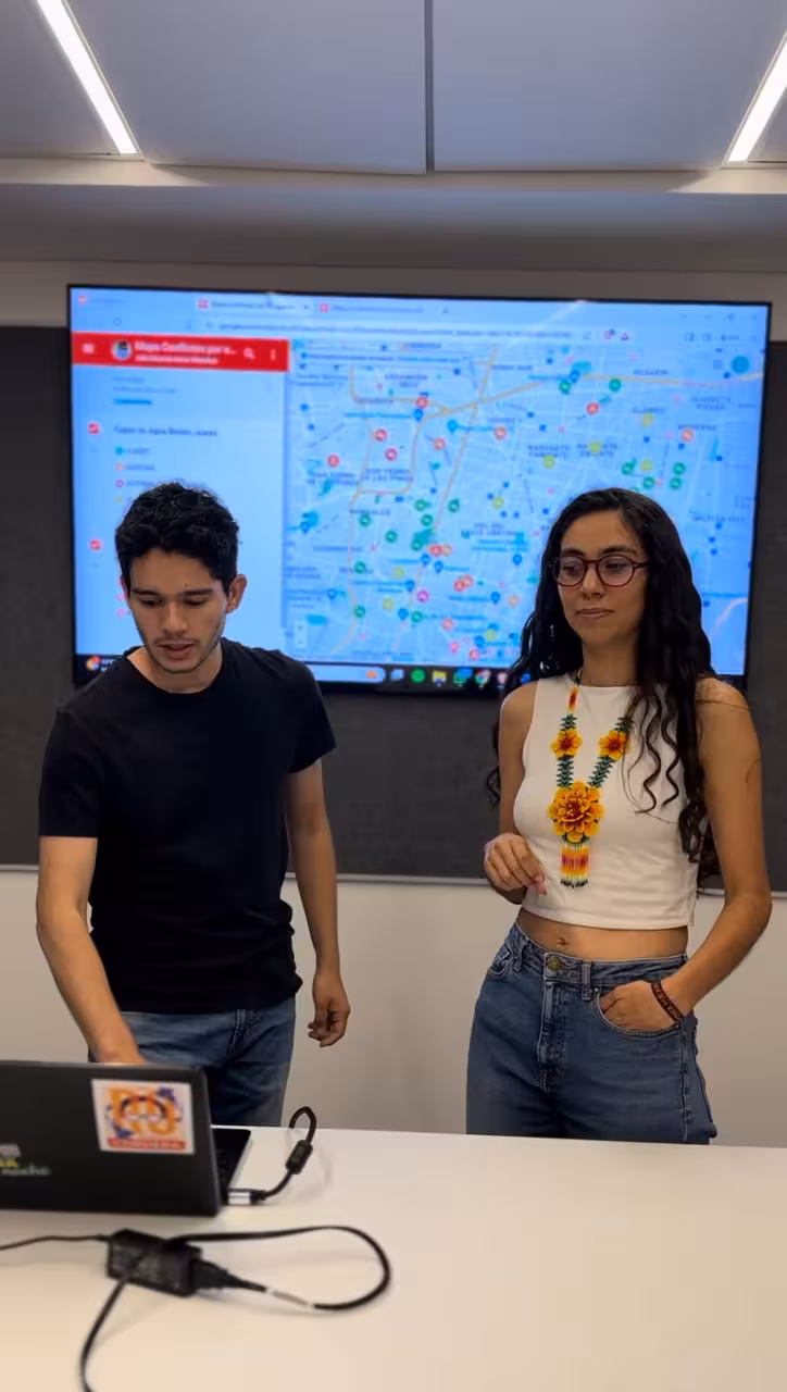 “El Candidato del Agua” Luis León presenta innovadora herramienta para visualizar las fugas y conflictos de agua en la Benito Juárez