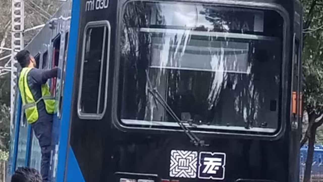 Suspenden el servicio del Tren Ligero por un cable dañado en estación Tepepan