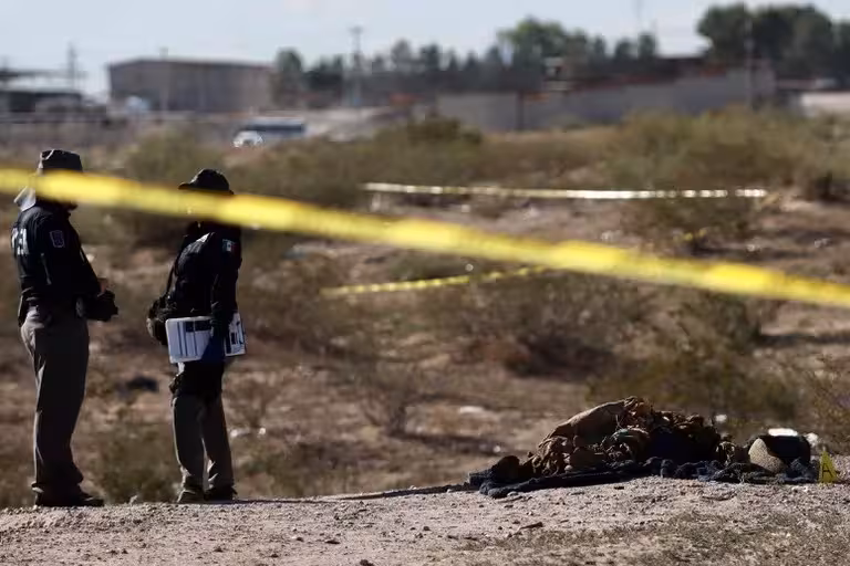 AMLO lamenta y minimiza el homicidio de Emiliano; lo magnifican, dice. En tanto, otro adolescente fue asesinado en chihuahua