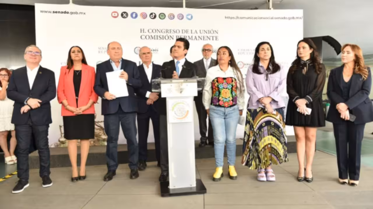 “No los entiendo”: AMLO ante acción de inconstitucionalidad de oposición contra reforma de pensiones
