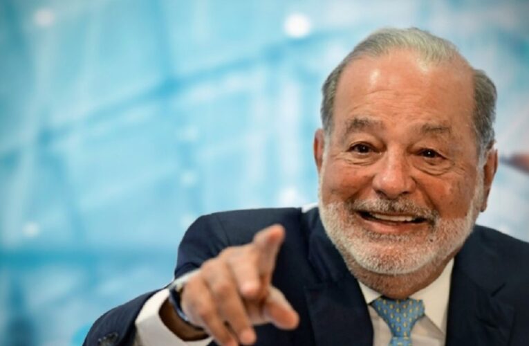 El empresario Carlos Slim Helú recomienda dos estrategias seguras de ahorro para garantizar un retiro tranquilo.