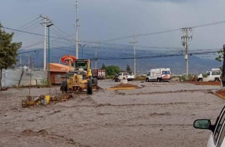 Se desborda el Río San Martín en Chalco tras lluvias intensas