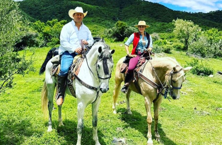 Gobernador saliente de Guanajuato, Diego Sinhue, cae de su caballo y se rompe dos costillas; aseguran se encuentra estable