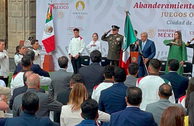 AMLO recompensará a los deportistas de París 2024