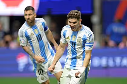 Argentina Triunfa Sobre Canadá 2-0 en El Partido Inaugural De La Copa América 2024.