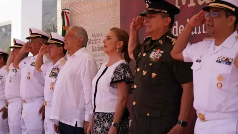 Conmemora AMLO Día de la Marina en las Islas Marías