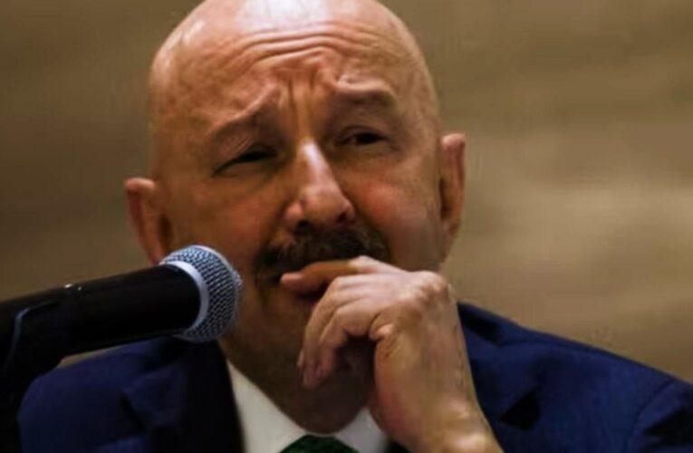 Carlos Salinas reaparece en exclusiva fiesta en España