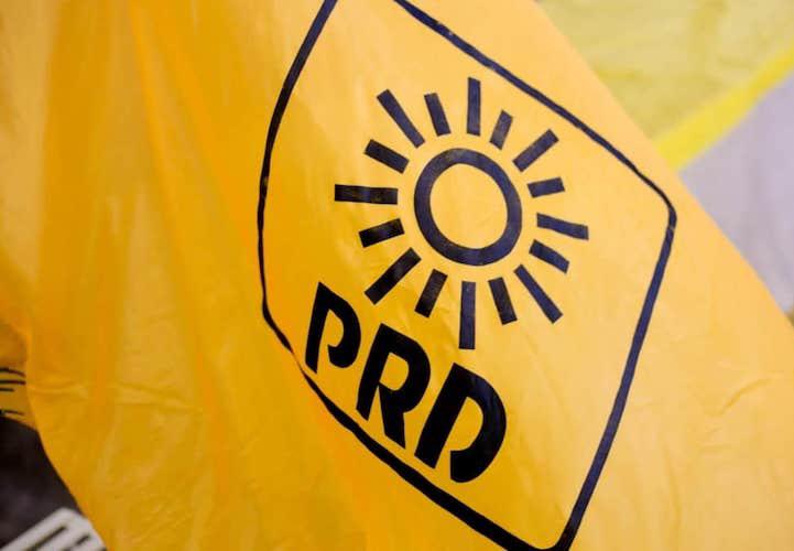 El PRD a punto de desaparecer; su existencia depende ahora del resultado final del conteo de votos del INE