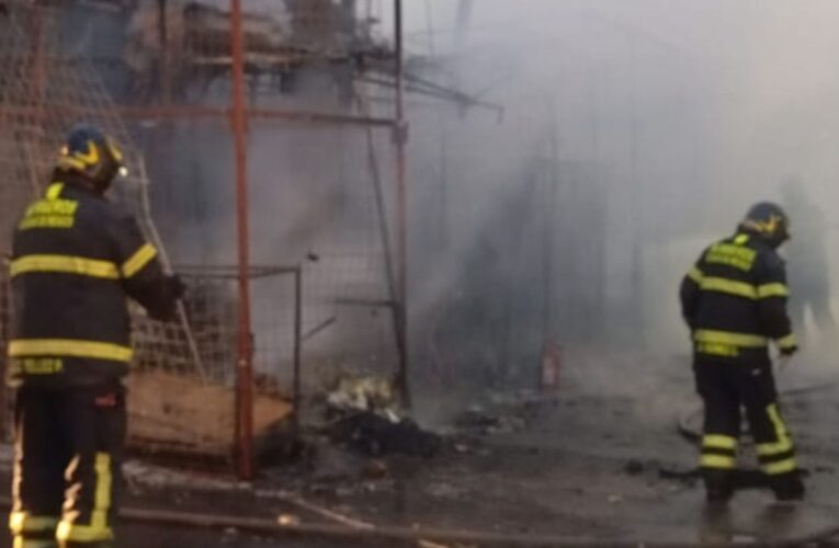 Incendio en La Merced consume 25 puestos y 7 locales