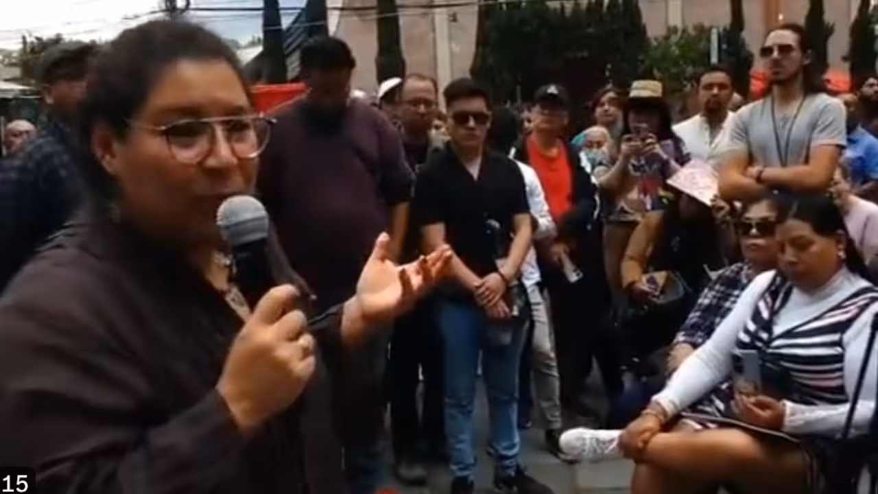 Tunden a la ministra Lenia Batres durante foro sobre la reforma judicial