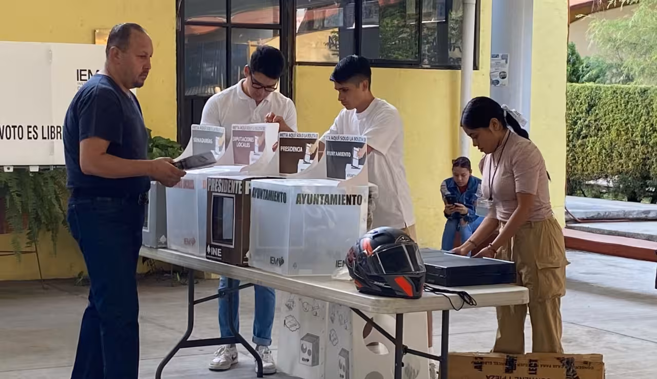 Xóchitl Gálvez va por voto por voto en el 80% de las casillas