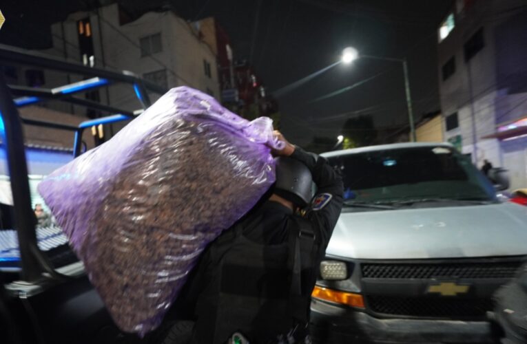 Detienen a 3 e incautan 365 kg. de marihuana en la Venustiano Carranza