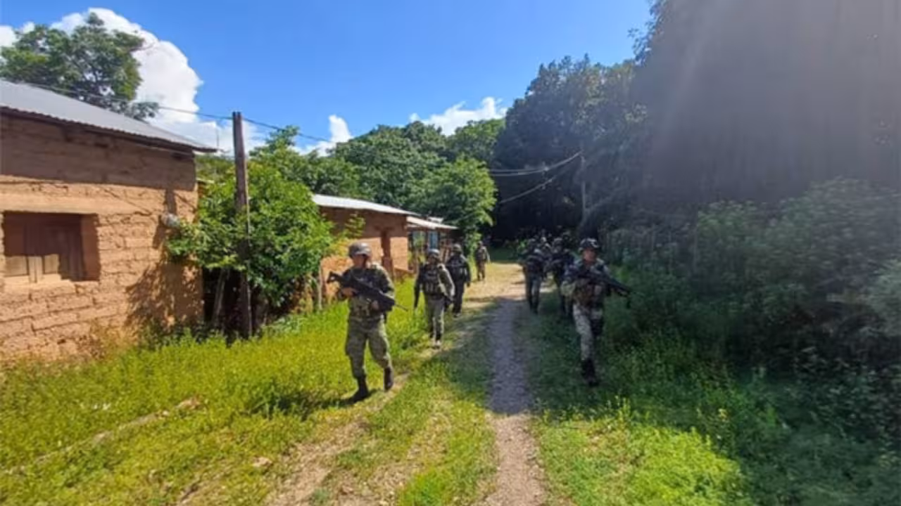 Cerca de 400 habitantes de Chicomuselo buscan refugio tras ataque