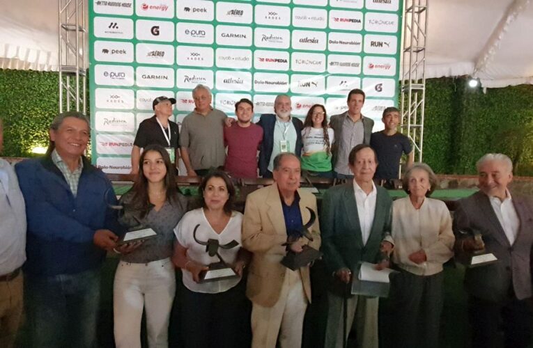 Con números agotados largará la 42 Carrera del Día del Padre 21k, que homenajeó a quienes la fundaron en 1981