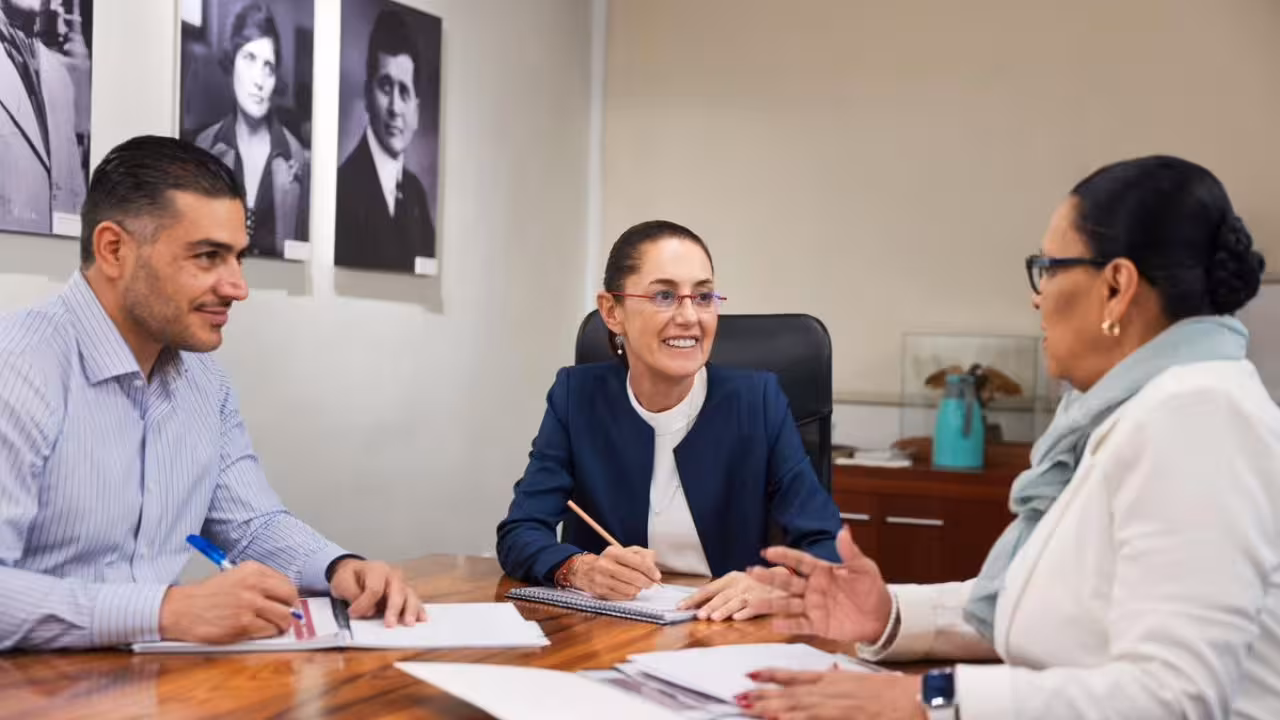 Sheinbaum sostiene reunión con Rosa Icela Rodríguez y García Harfuch